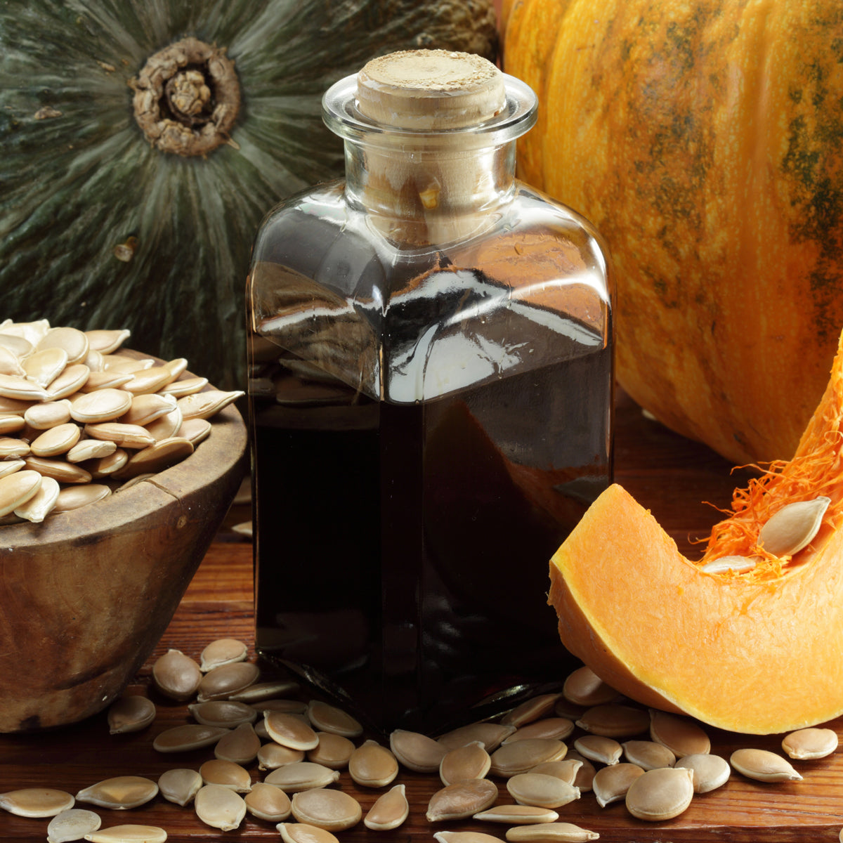 Mannavita Olio di semi di zucca ungherese spremuto a freddo • 250 ml