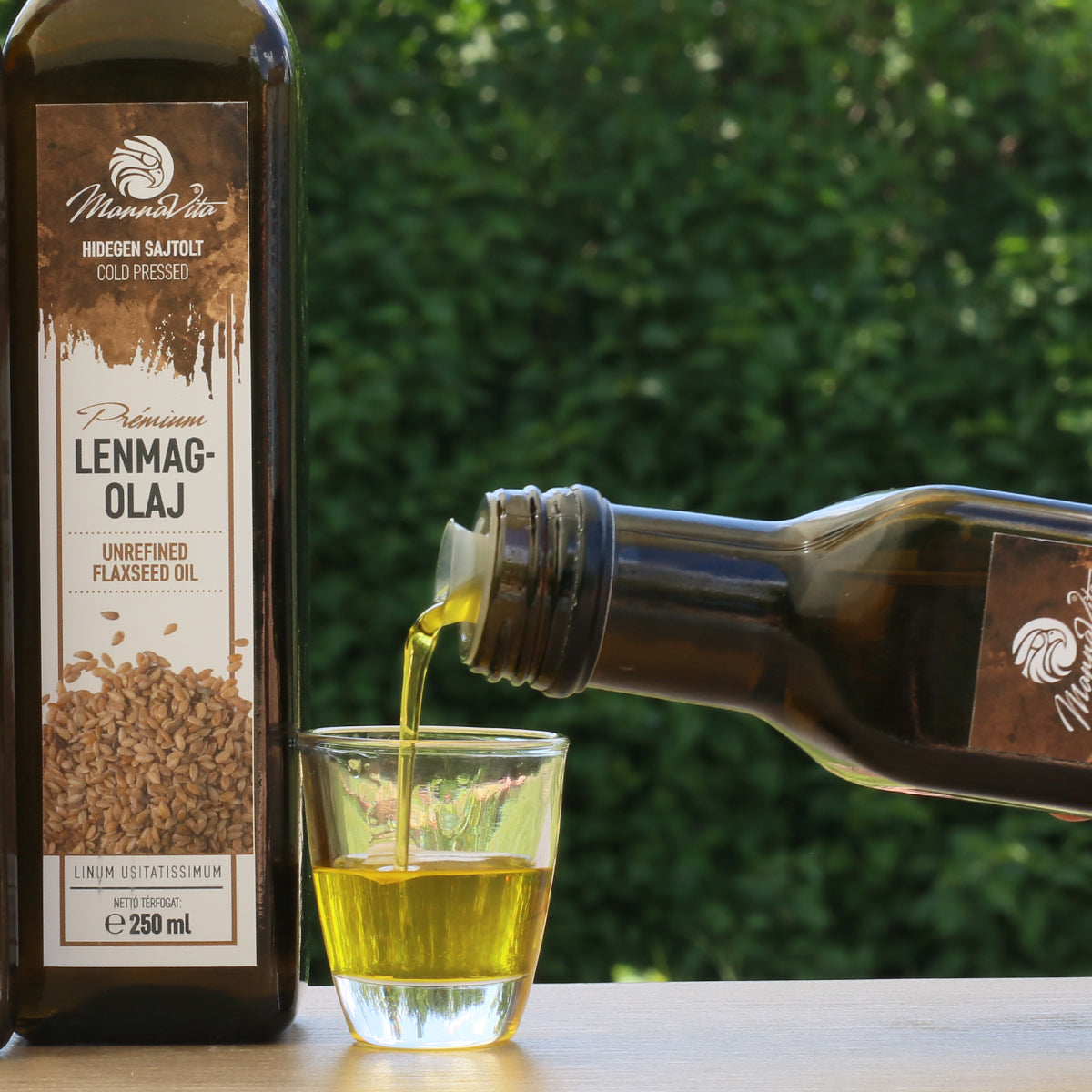 Olio di semi di lino ungherese spremuto a freddo Mannavita • 250 ml