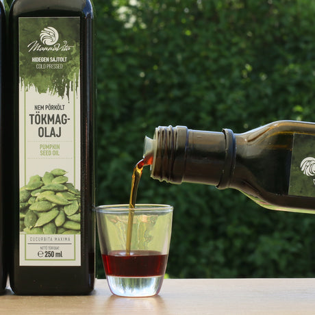 Mannavita Olio di semi di zucca ungherese spremuto a freddo • 250 ml
